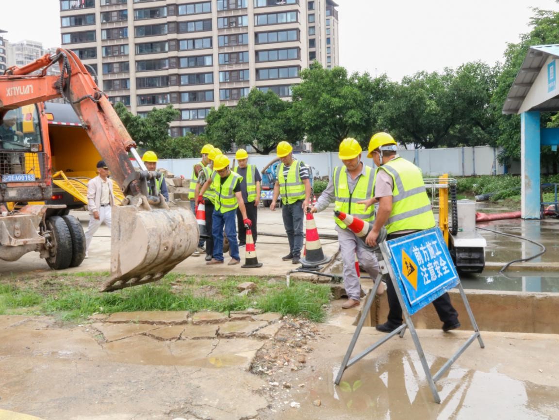 漳州市住建局举办2025年度防汛排涝暨防震抢修应急演练
