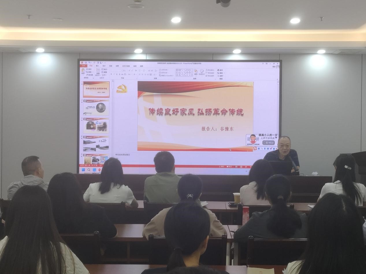 漳州市住建局举办学习弘扬谷文昌先进事迹暨年轻干部深入贯彻中央八项规定精神学习教育专题培训班