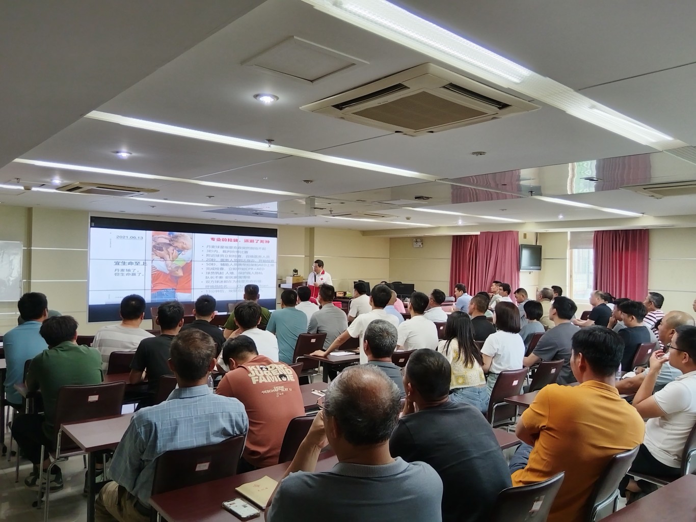 “救”在身边 机关先行 | 市住建局开展应急救护普及培训系列活动